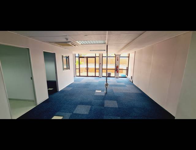 1,907.53M² WAREHOUSE TO LET IN OLIVEDALE